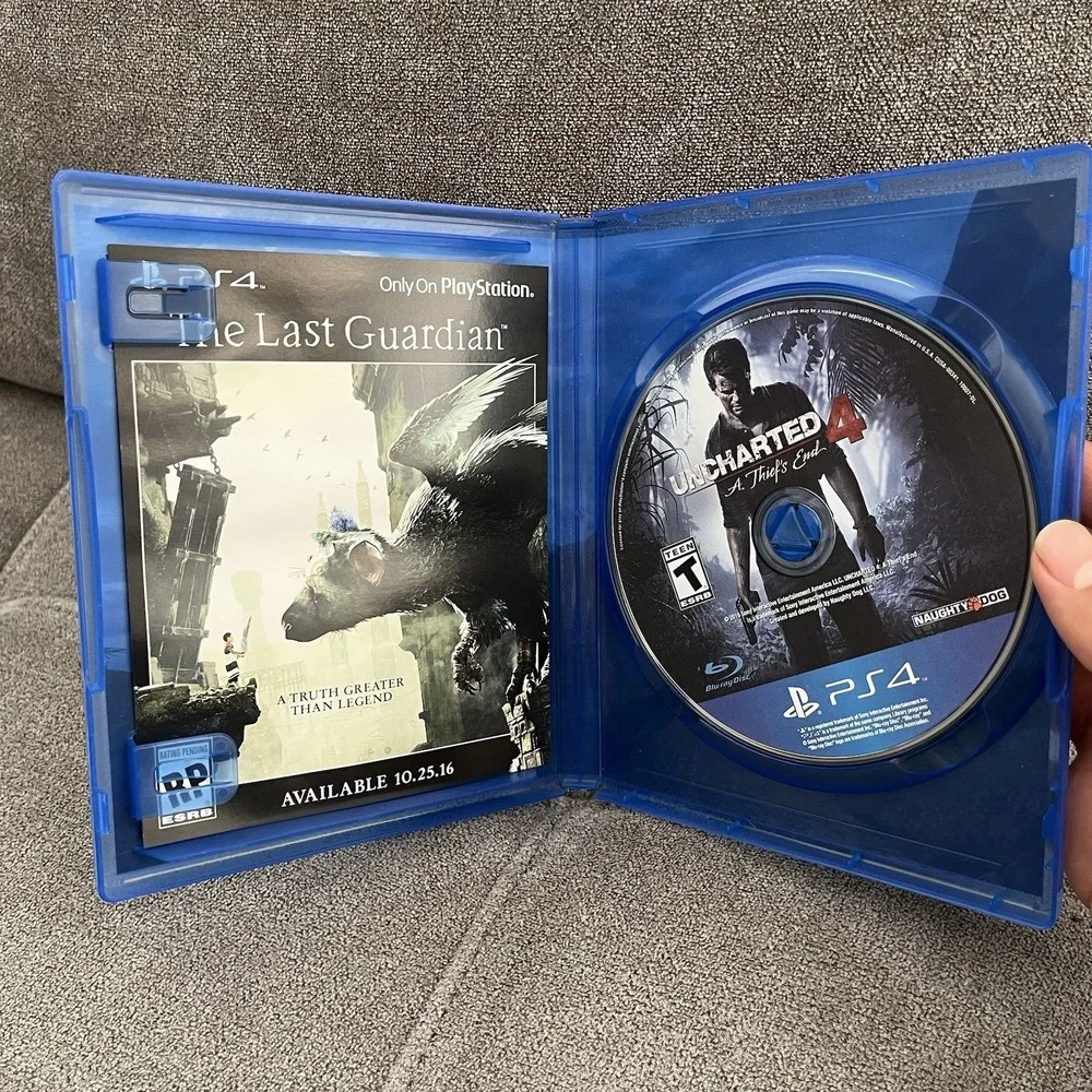 Uncharted 4: A Thief's End - (Sony PlayStation 4,2016) Complete And Working